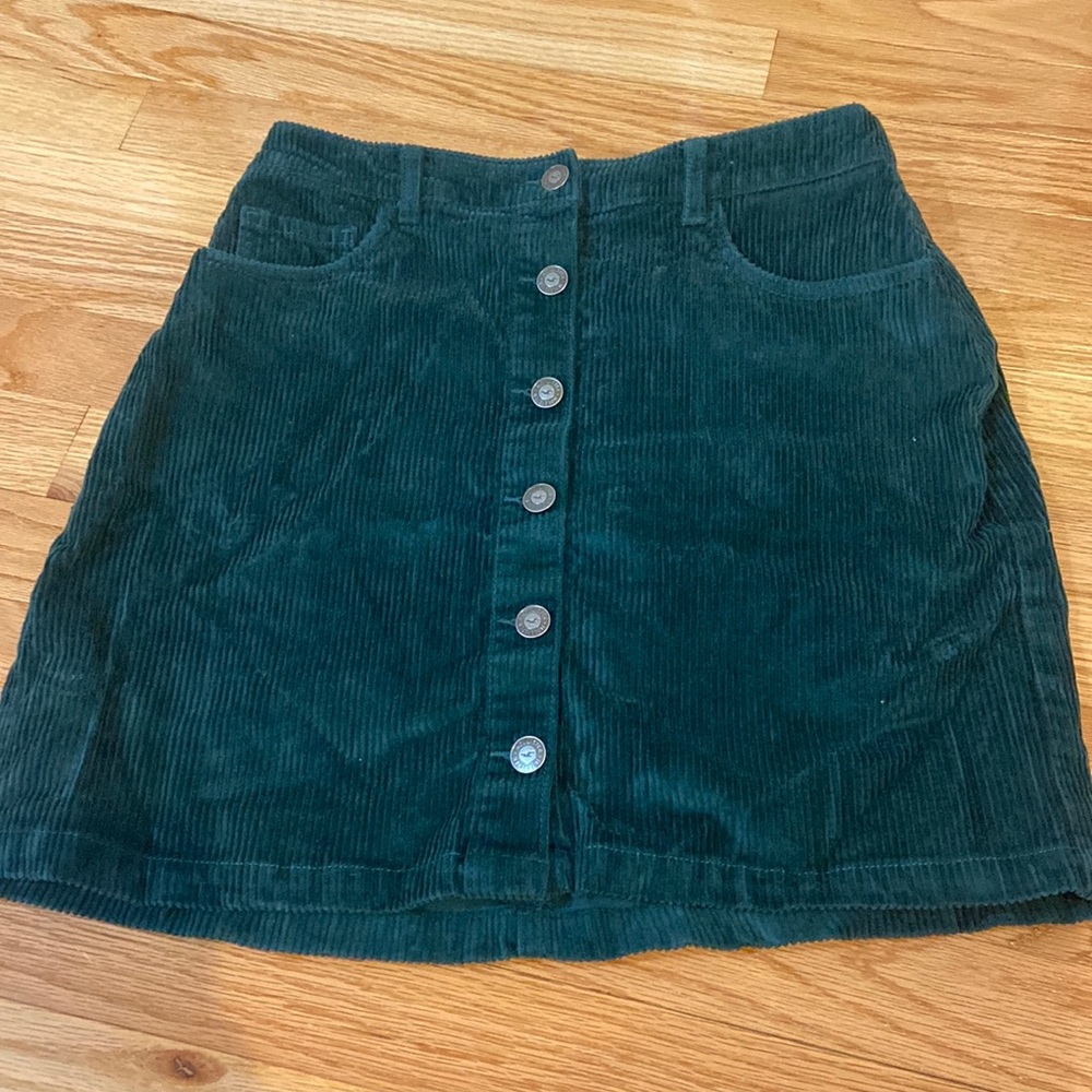 Green corduroy Hollister skirt